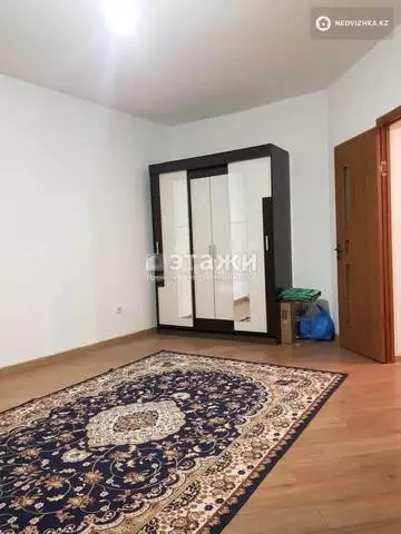 2-комнатная квартира, этаж 3 из 12, 68 м²