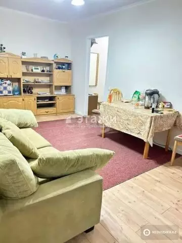 3-комнатная квартира, этаж 1 из 4, 50 м²