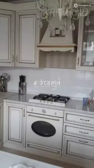 3-комнатная квартира, этаж 5 из 6, 72 м², на длительный срок