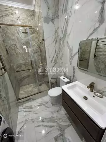 3-комнатная квартира, этаж 8 из 12, 123 м²