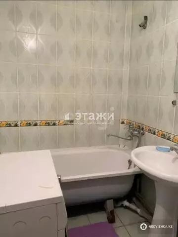 2-комнатная квартира, этаж 3 из 5, 45 м²