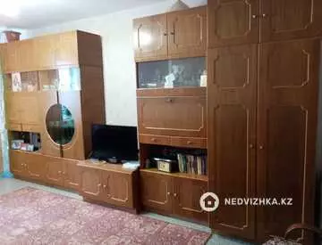 3-комнатная квартира, этаж 1 из 5, 67 м²