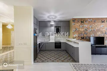 80.5 м², 2-комнатная квартира, этаж 6 из 8, 80 м², изображение - 14