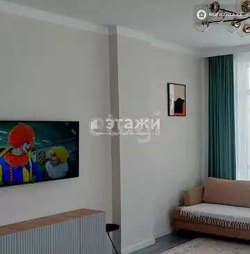 2-комнатная квартира, этаж 4 из 7, 63 м²