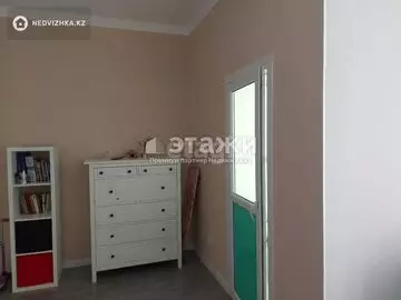 2-комнатная квартира, этаж 4 из 7, 63 м²