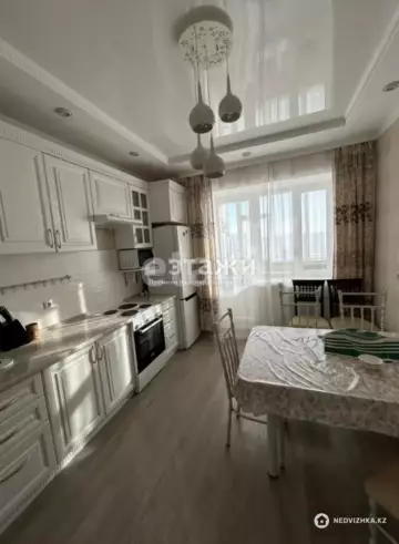 81 м², 2-комнатная квартира, этаж 8 из 9, 81 м², изображение - 1