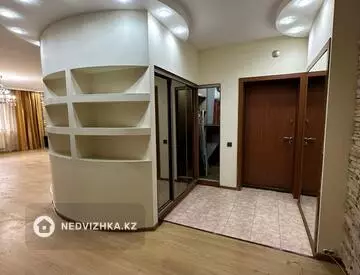 3-комнатная квартира, этаж 2 из 14, 106 м²