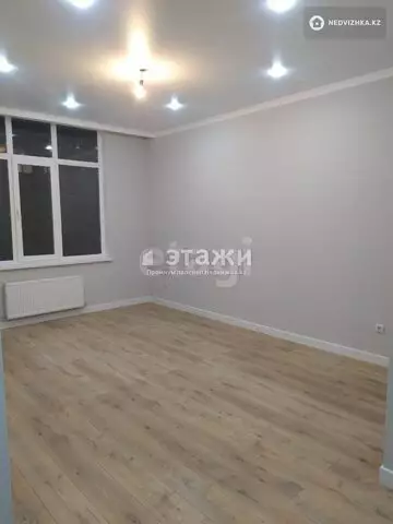 1-комнатная квартира, этаж 9 из 17, 42 м²