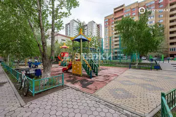 2-комнатная квартира, этаж 3 из 9, 60 м²