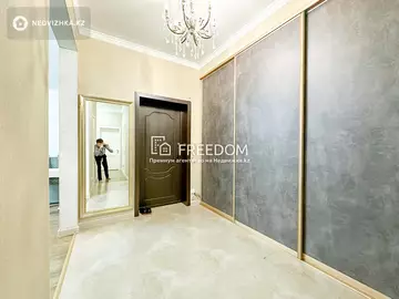 3-комнатная квартира, этаж 12 из 12, 89 м²