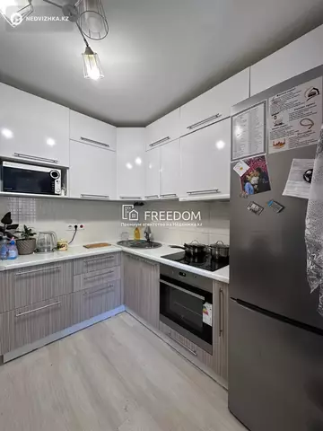 2-комнатная квартира, этаж 5 из 14, 56 м²