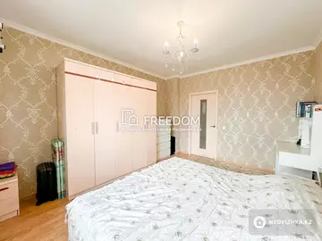 2-комнатная квартира, этаж 10 из 19, 67 м²