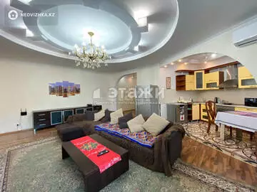 3-комнатная квартира, этаж 2 из 20, 125 м², на длительный срок