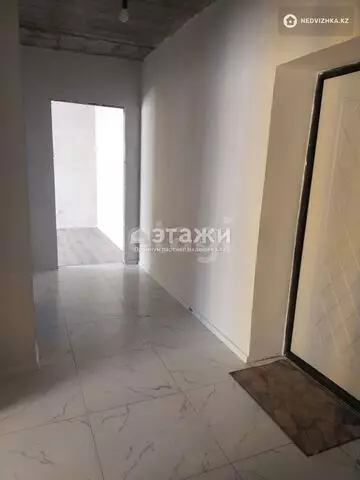 2-комнатная квартира, этаж 4 из 9, 52 м²