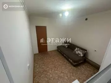 2-комнатная квартира, этаж 4 из 6, 36 м²