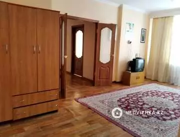 2-комнатная квартира, этаж 8 из 14, 68 м²