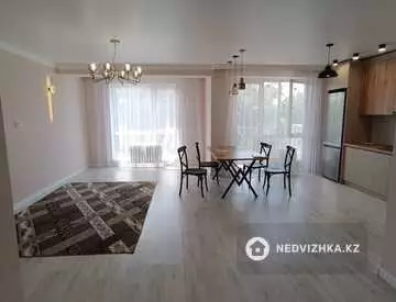 2-комнатная квартира, этаж 4 из 10, 67 м²