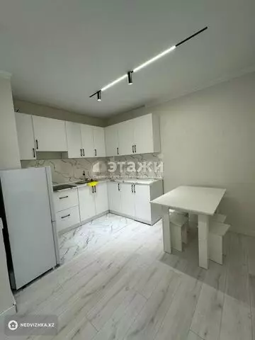 55 м², 2-комнатная квартира, этаж 4 из 15, 55 м², на длительный срок, изображение - 0