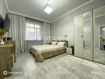 2-комнатная квартира, этаж 1 из 13, 60 м², на длительный срок