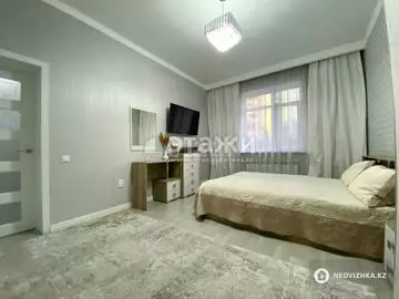 2-комнатная квартира, этаж 1 из 13, 60 м², на длительный срок