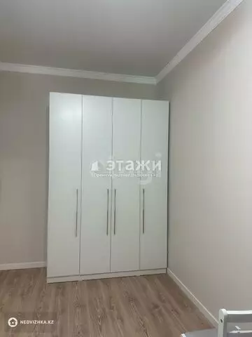 2-комнатная квартира, этаж 2 из 10, 50 м²