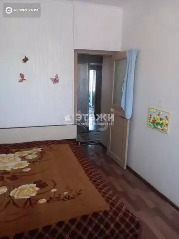 2-комнатная квартира, этаж 4 из 5, 64 м²