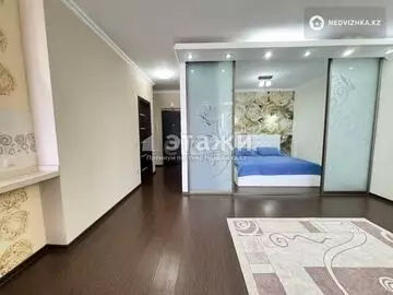 2-комнатная квартира, этаж 6 из 13, 55 м²