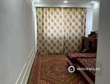 2-комнатная квартира, этаж 4 из 10, 66 м²