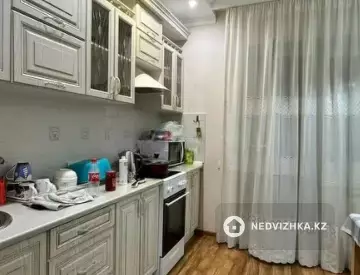 3-комнатная квартира, этаж 3 из 9, 60 м²