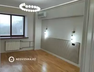 4-комнатная квартира, этаж 4 из 5, 115 м²