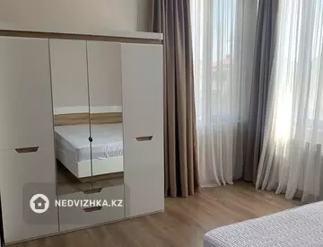 6-комнатный дом, 8 соток, 320 м², На длительный срок