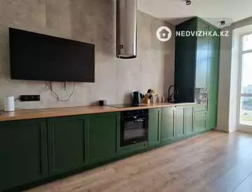 4-комнатная квартира, этаж 7 из 10, 114 м²