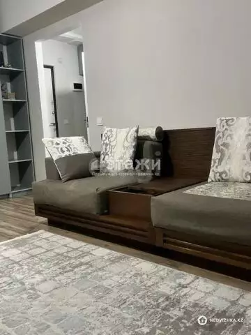 1-комнатная квартира, этаж 1 из 5, 36 м²