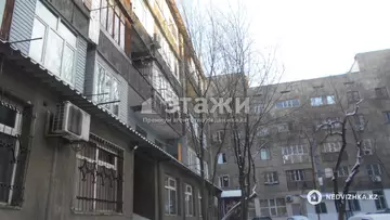 5-комнатная квартира, этаж 2 из 6, 136 м²