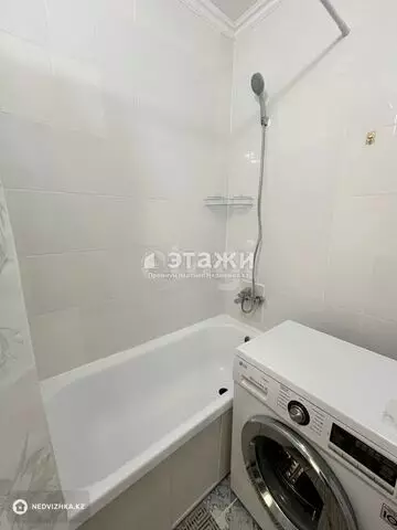 1-комнатная квартира, этаж 8 из 12, 34 м²