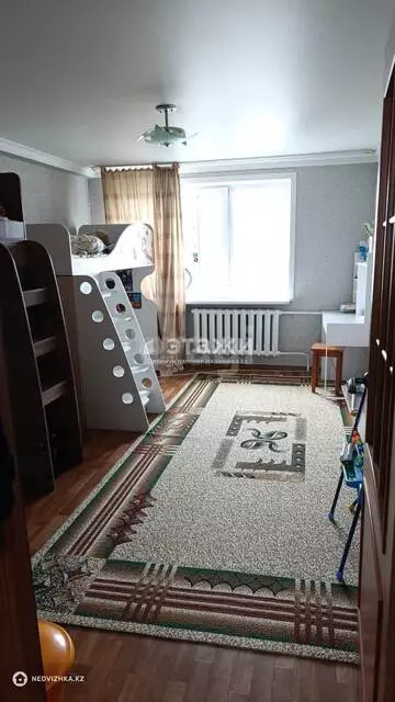 3-комнатная квартира, этаж 5 из 5, 60 м²