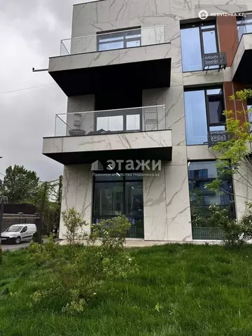 2-комнатная квартира, этаж 2 из 3, 52 м²