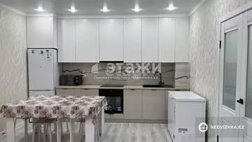 2-комнатная квартира, этаж 3 из 14, 52 м²