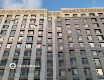 4-комнатная квартира, этаж 3 из 20, 153 м²