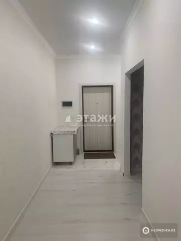 3-комнатная квартира, этаж 2 из 18, 84 м²