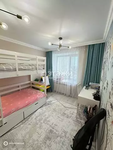 70 м², 3-комнатная квартира, этаж 4 из 5, 70 м², изображение - 1