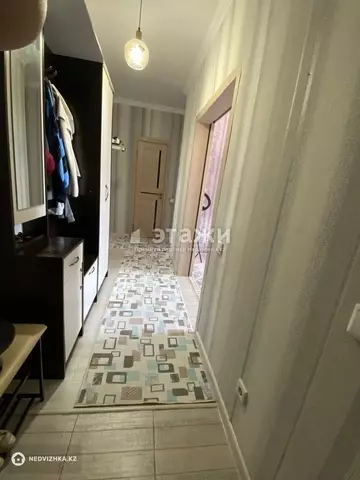 2-комнатная квартира, этаж 8 из 9, 50 м²