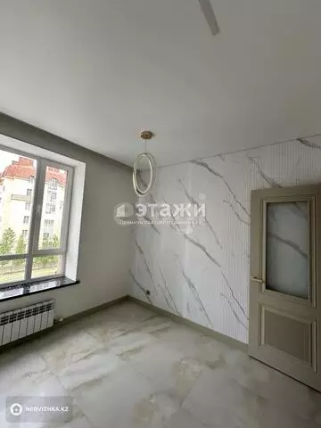 2-комнатная квартира, этаж 4 из 9, 71 м²