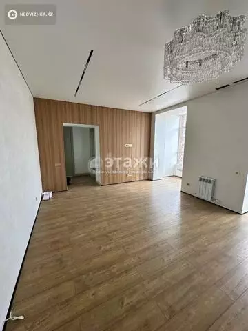 2-комнатная квартира, этаж 4 из 9, 71 м²