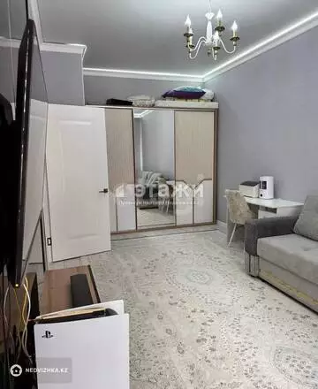 2-комнатная квартира, этаж 7 из 18, 60 м²