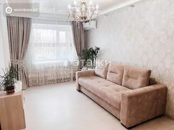 3-комнатная квартира, этаж 9 из 10, 66 м²