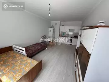 2-комнатная квартира, этаж 3 из 9, 43 м²