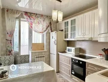 3-комнатная квартира, этаж 8 из 14, 73 м²