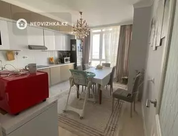 3-комнатная квартира, этаж 13 из 13, 90 м²