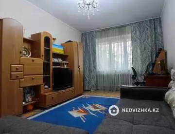 3-комнатная квартира, этаж 1 из 5, 66 м²